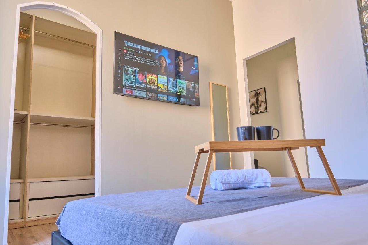 Apartamento Monza-Centro Modern Flat Near Train Station Exterior foto